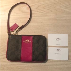Coach wristlet original